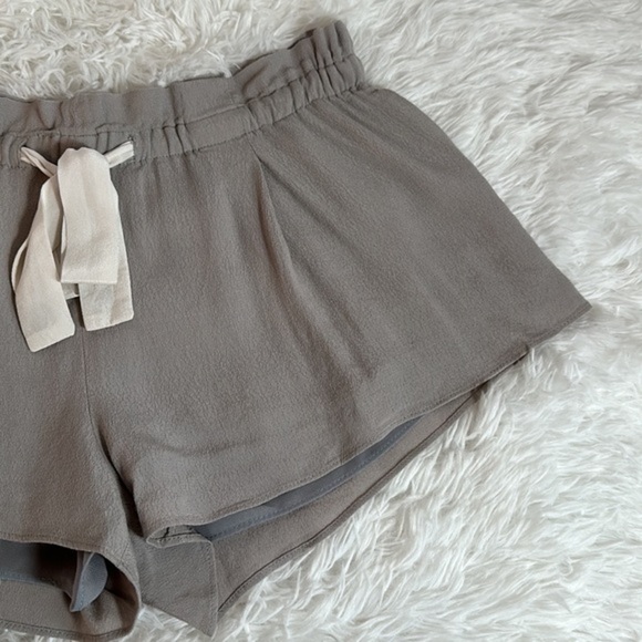 Wilfred Cool Grey Flowy Chiffon Mini Shorts with Front Tie - Picture 2 of 8